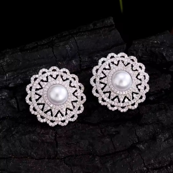 ZAKOL Luxury Pearl Zircon Stud Earrings Women Wedding Party Jewelry - Picture 1 of 3